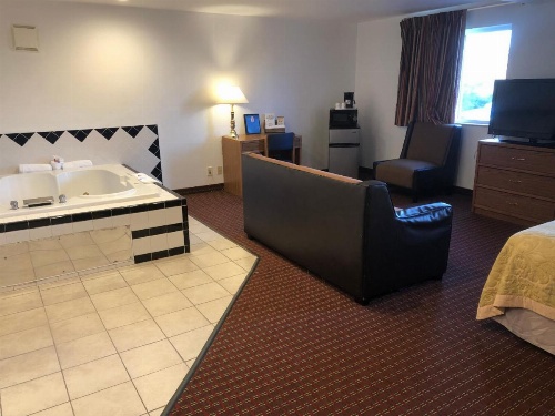 Super 8 by Wyndham The Dalles OR image 23