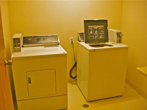 Super 8 by Wyndham The Dalles OR image 43